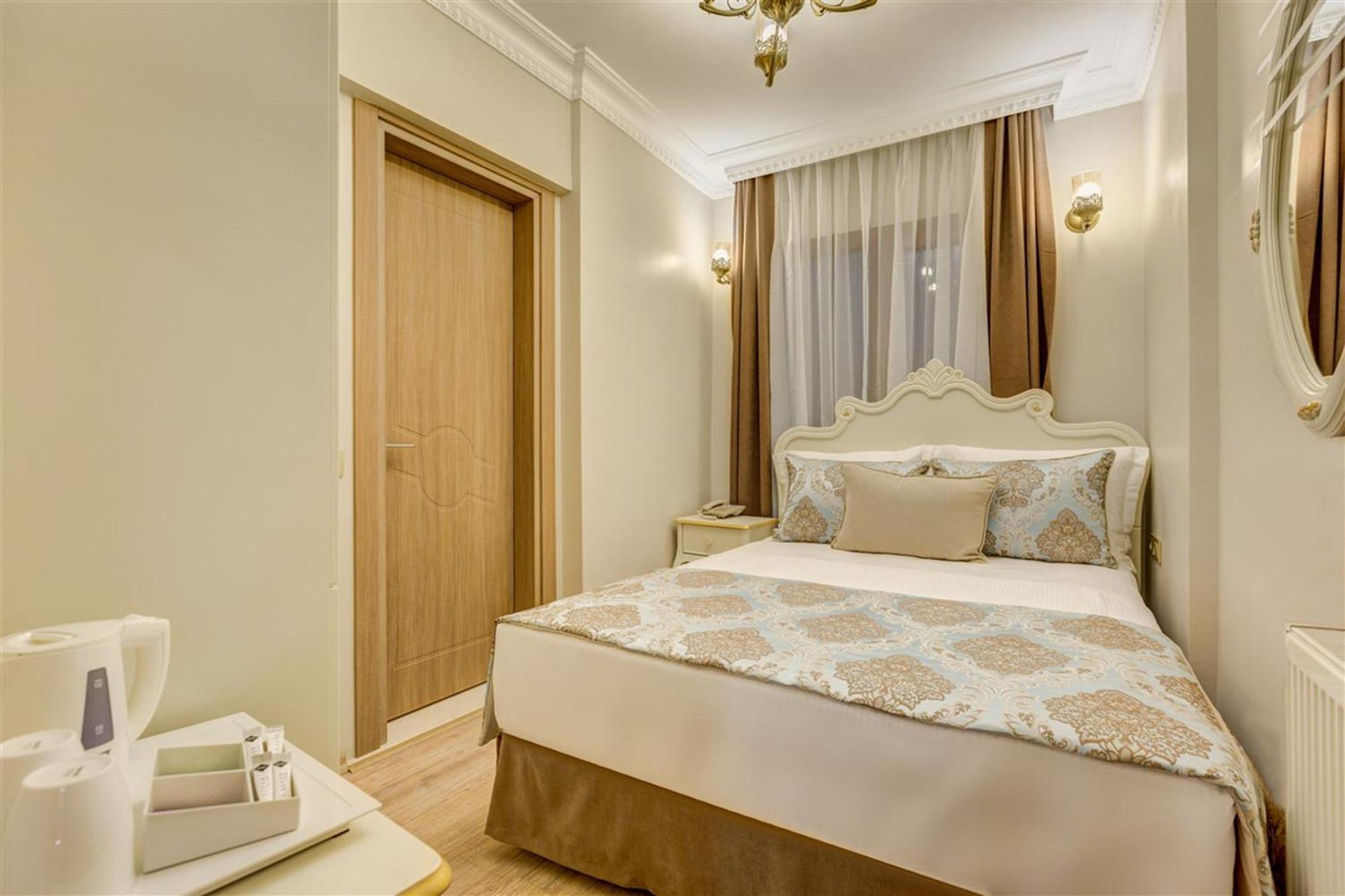 Cunda Oezerbey Konagi (Adults Only) Hotel Ayvalik Bilik gambar