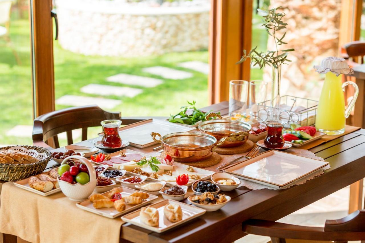 Cunda Oezerbey Konagi (Adults Only) Hotel Ayvalik Luaran gambar