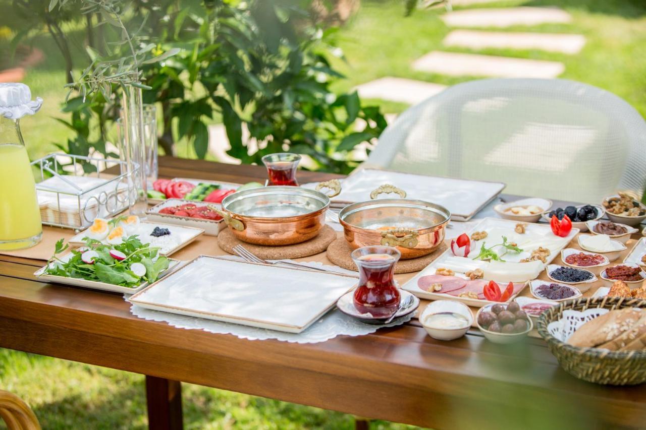 Cunda Oezerbey Konagi (Adults Only) Hotel Ayvalik Luaran gambar